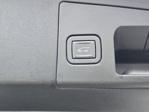 Certified 2024 Cadillac XT5 Sportv image 29