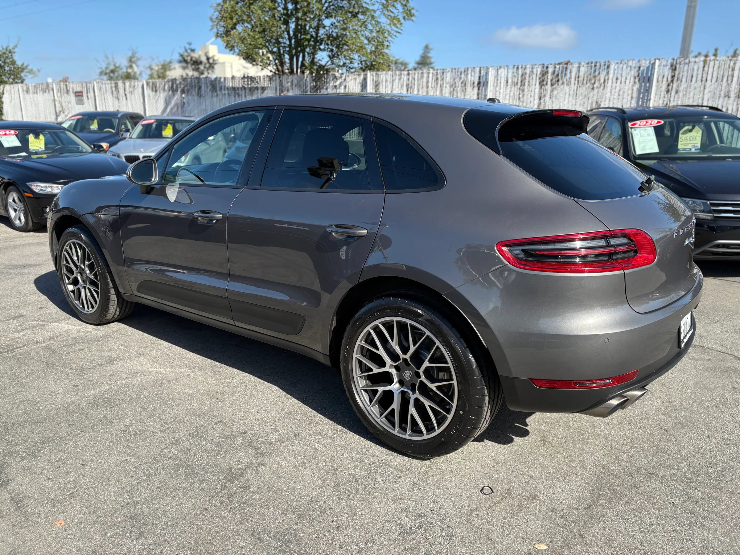 Used 2015 Porsche Macan S AWD/4WD image 5