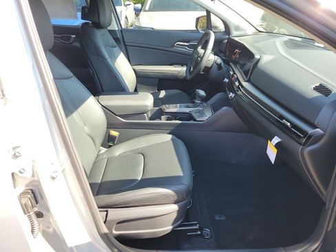 New 2026 Kia Sportage EX w/ EX Panorama Roof Package FWD image 7