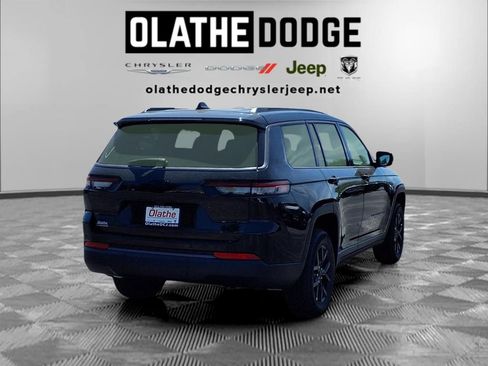 New 2026 Jeep Grand Cherokee L 4WD image 28