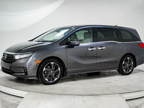 Used 2023 Honda Odyssey Elite image 4