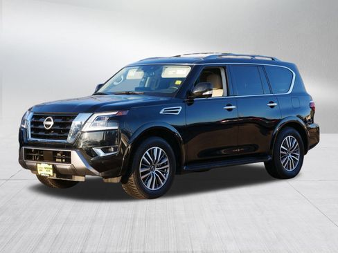 Certified 2023 Nissan Armada SL w/ Captain's Chairs Package image 3