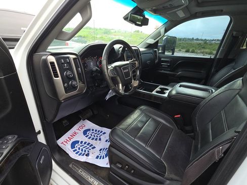 Used 2015 GMC Sierra 3500 Denali w/ Duramax Plus Package AWD/4WD image 8