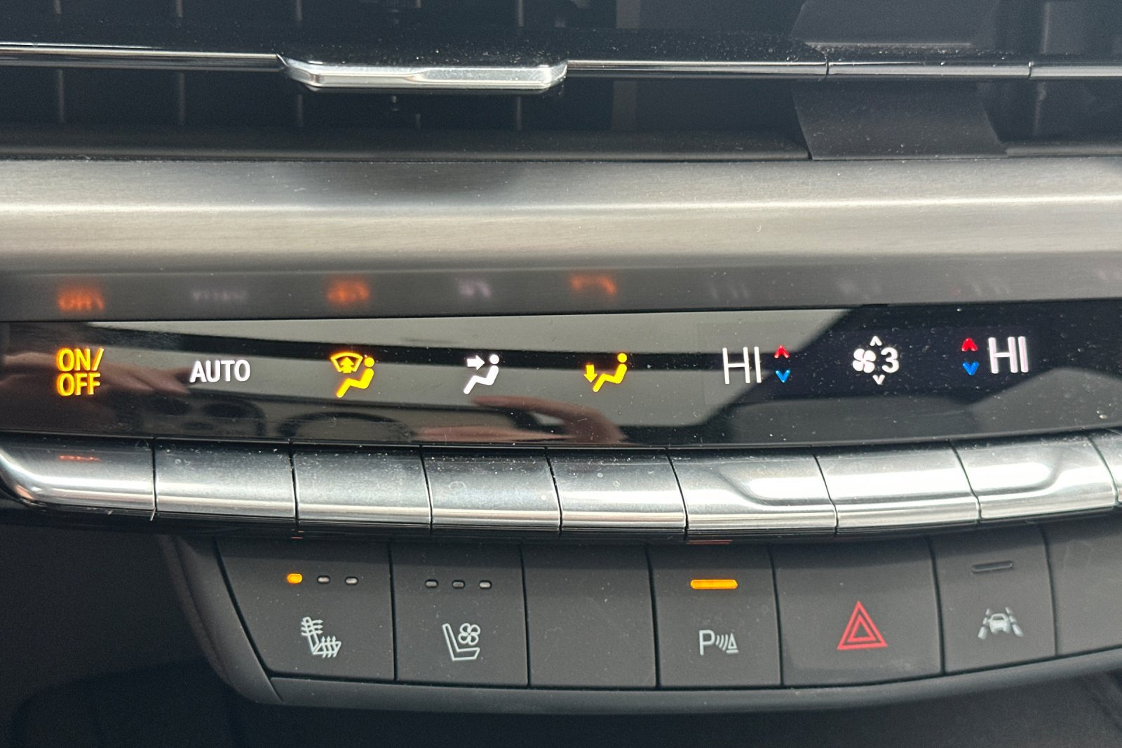 Used 2024 Cadillac XT4 Sport AWD/4WD image 29