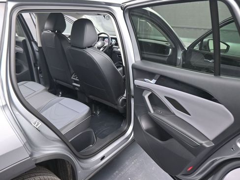 New 2026 Volkswagen Tiguan SE AWD/4WD image 42