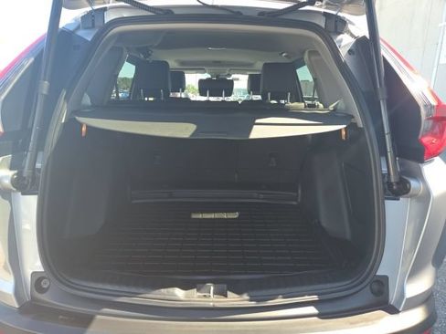 Used 2022 Honda CR-V Touring image 9