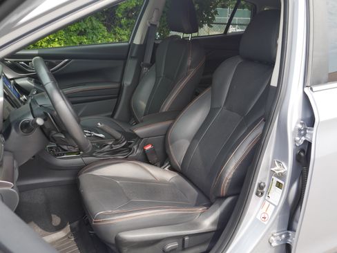 Used 2019 Subaru Crosstrek 2.0i Limited w/ Moonroof Package w/Navigation AWD/4WD image 31