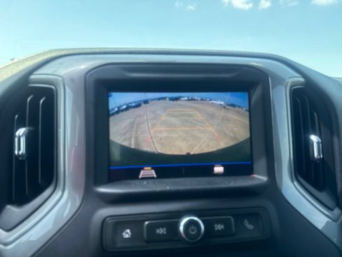 Used 2020 Chevrolet Silverado 1500 Custom w/ Custom Value Package RWD image 39