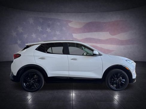 Used 2024 Buick Encore GX Sport Touring FWD image 6