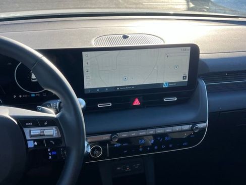 New 2025 Hyundai Ioniq 5 SE image 17