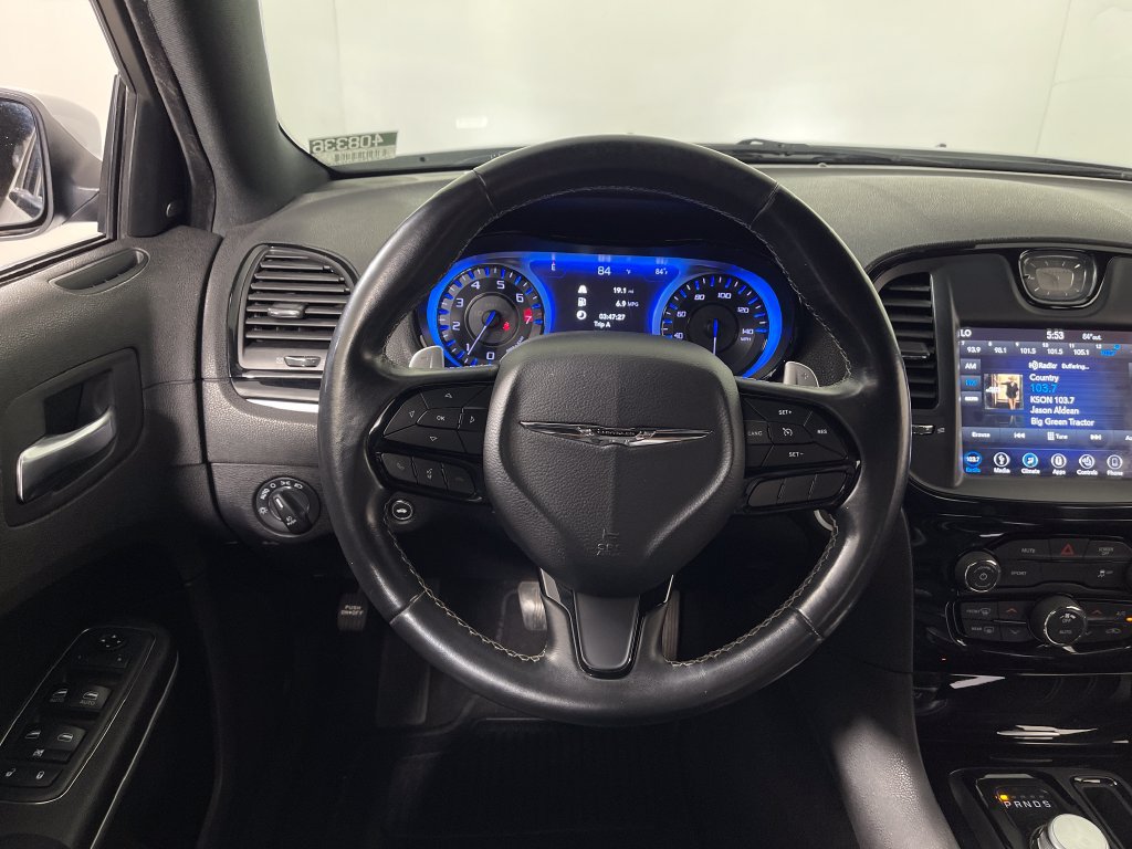 Used 2019 Chrysler 300 S RWD image 15