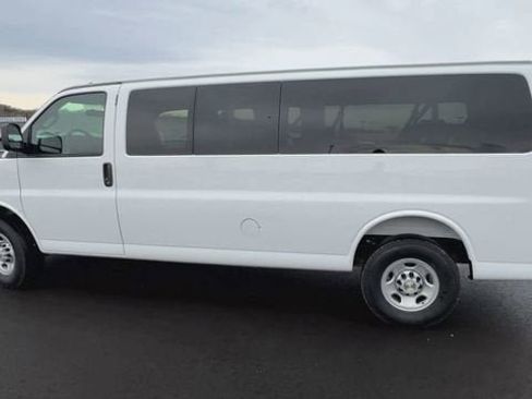 New 2026 Chevrolet Express 3500 LS RWD image 6