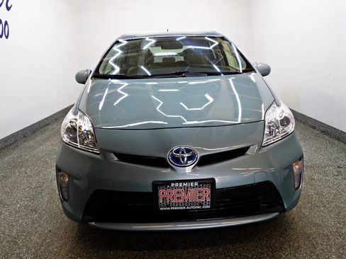 Used 2012 Toyota Prius Two FWD image 2