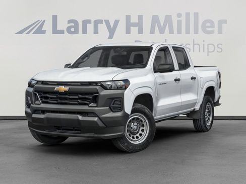 Used 2024 Chevrolet Colorado Trail Boss w/ Advanced Trailering Package image 4