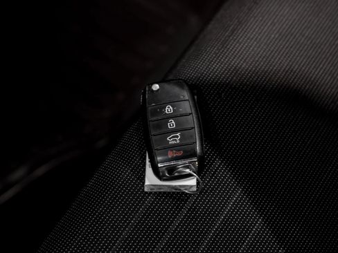 Used 2018 Kia Sportage LX image 59