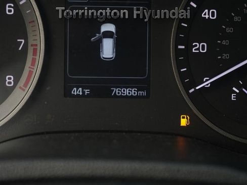 Used 2017 Hyundai Tucson SE image 11