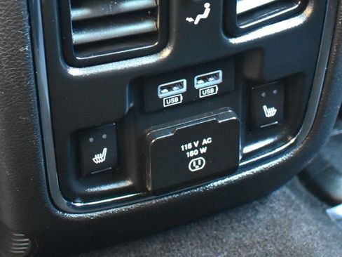 Used 2015 Jeep Grand Cherokee Limited w/ Luxury Group II AWD/4WD image 46