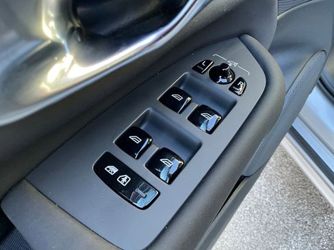 New 2025 Volvo XC90 T8 Plus w/ Protection Package image 11