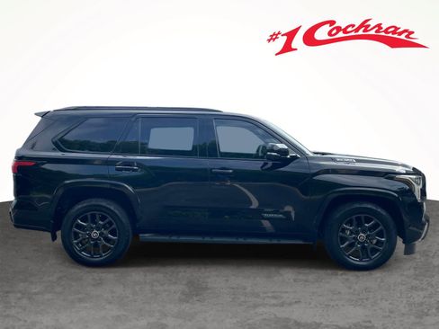 Used 2024 Toyota Sequoia Platinum AWD/4WD image 6