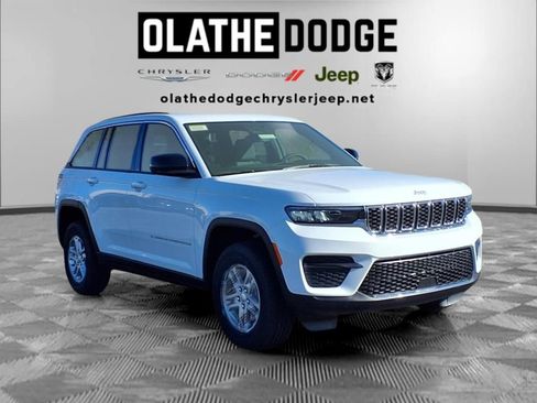 New 2025 Jeep Grand Cherokee Laredo image 29