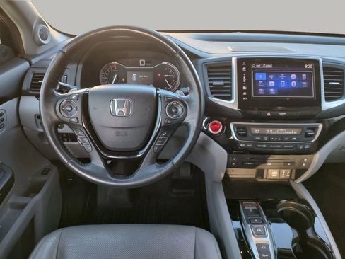 Used 2017 Honda Pilot Elite image 10