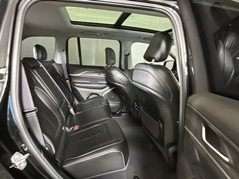 Used 2023 Jeep Grand Cherokee 4WD 4xe image 29