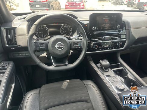 Used 2024 Nissan Pathfinder Rock Creek AWD/4WD image 22