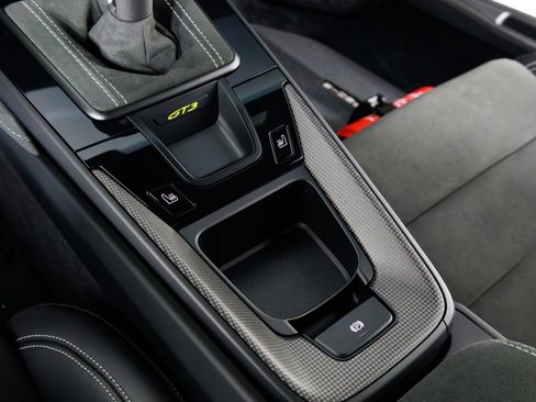 Used 2022 Porsche 911 GT3 image 23