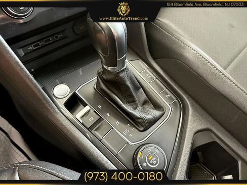 Used 2019 Volkswagen Tiguan SEL image 19