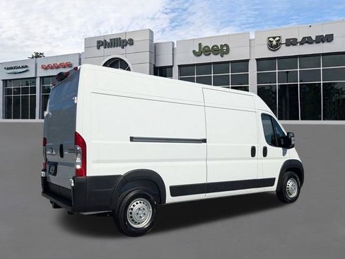 New 2026 RAM ProMaster 2500 w/ Convenience Group FWD image 4