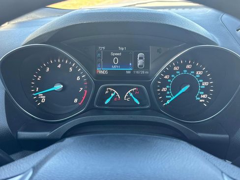 Used 2016 Ford Escape SE image 35