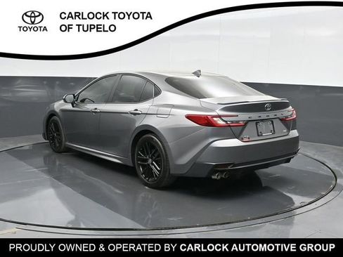 Used 2025 Toyota Camry SE w/ Convenience Package image 10