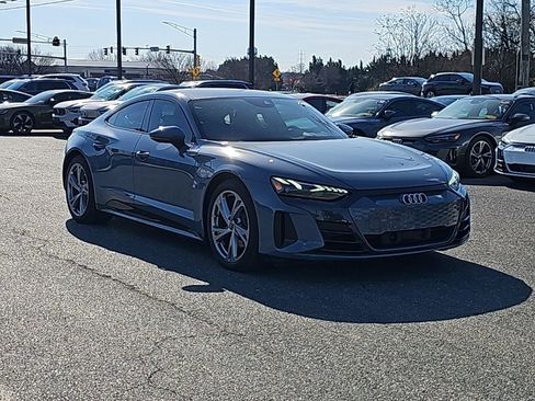 Used 2023 Audi e-tron GT Premium Plus image 1