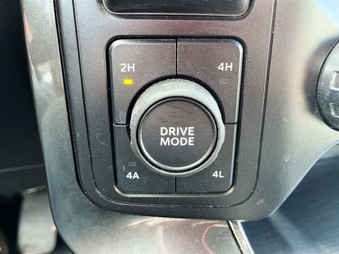 Used 2021 Ford F150 Lariat w/ Equipment Group 502A High AWD/4WD image 35