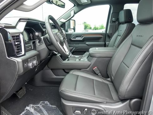 New 2026 GMC Sierra 2500 Denali AWD/4WD image 10