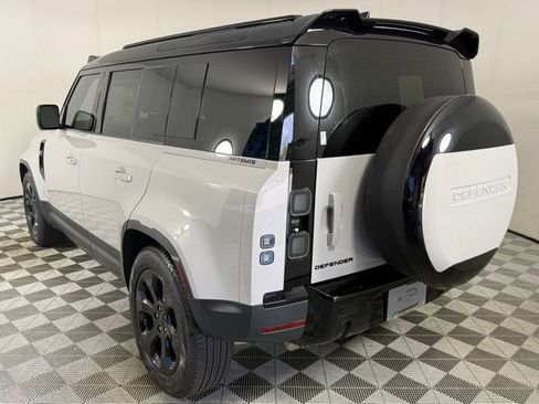 New 2026 Land Rover Defender 110 S AWD/4WD image 4