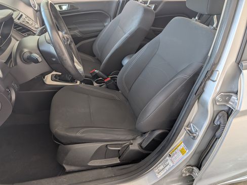 Used 2016 Ford Fiesta SE FWD image 16