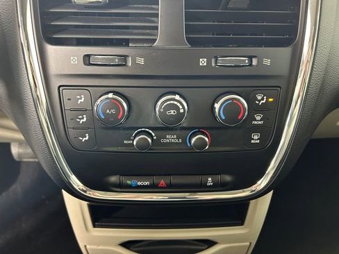 Used 2017 Dodge Grand Caravan SE w/ Power Window Group image 23