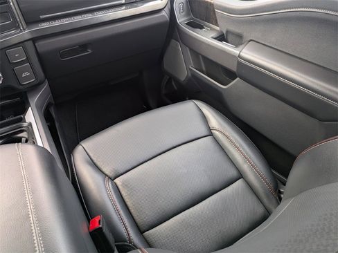 Used 2024 Ford F250 Lariat image 19