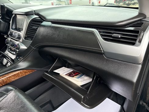 Used 2018 Chevrolet Suburban Premier image 50