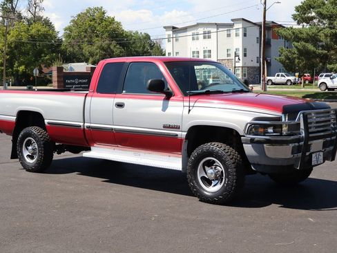 Used 1998 Dodge Ram 2500 Truck Laramie SLT image 2