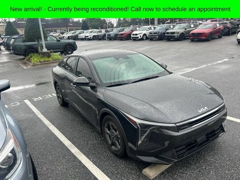 Used 2025 Kia K4 FWD image 1