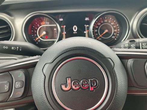 Used 2023 Jeep Wrangler Unlimited Sport AWD/4WD image 15
