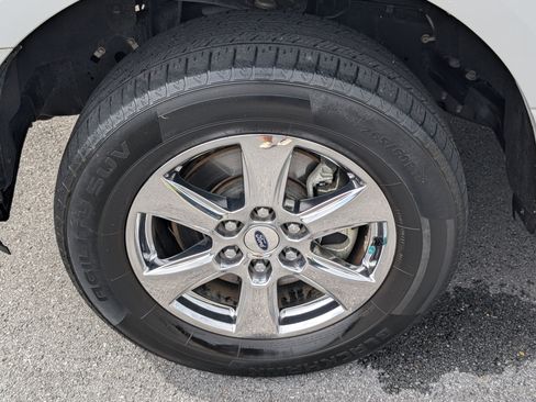 Used 2018 Ford F150 XLT w/ Equipment Group 302A Luxury RWD image 26