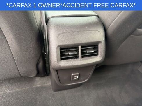 Used 2024 Chevrolet Equinox LT FWD image 21