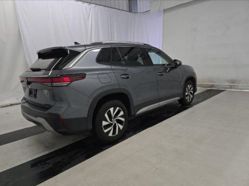 Used 2025 Volkswagen Tiguan S AWD/4WD image 3