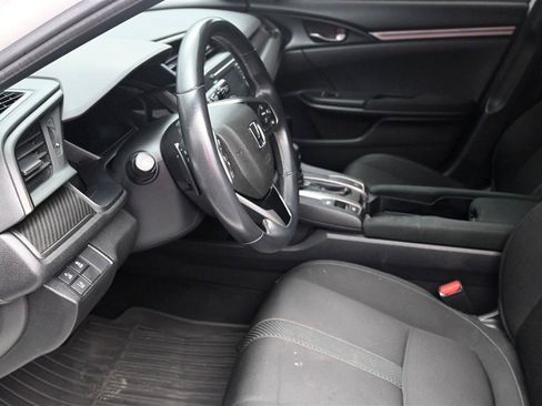 Used 2019 Honda Civic Sport image 10