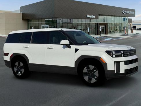 New 2026 Hyundai Santa Fe SE image 10