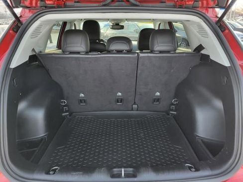 Used 2020 Jeep Compass Latitude w/ Cold Weather Group AWD/4WD image 8