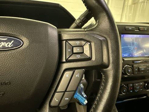 Used 2019 Ford F150 XLT w/ Equipment Group 302A Luxury AWD/4WD image 9